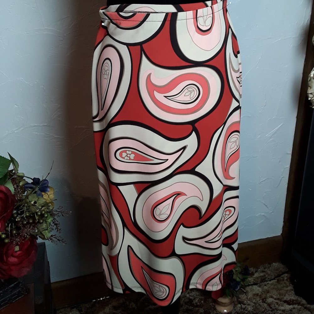 New York and Co. MOD 1970s-look skirt: XS